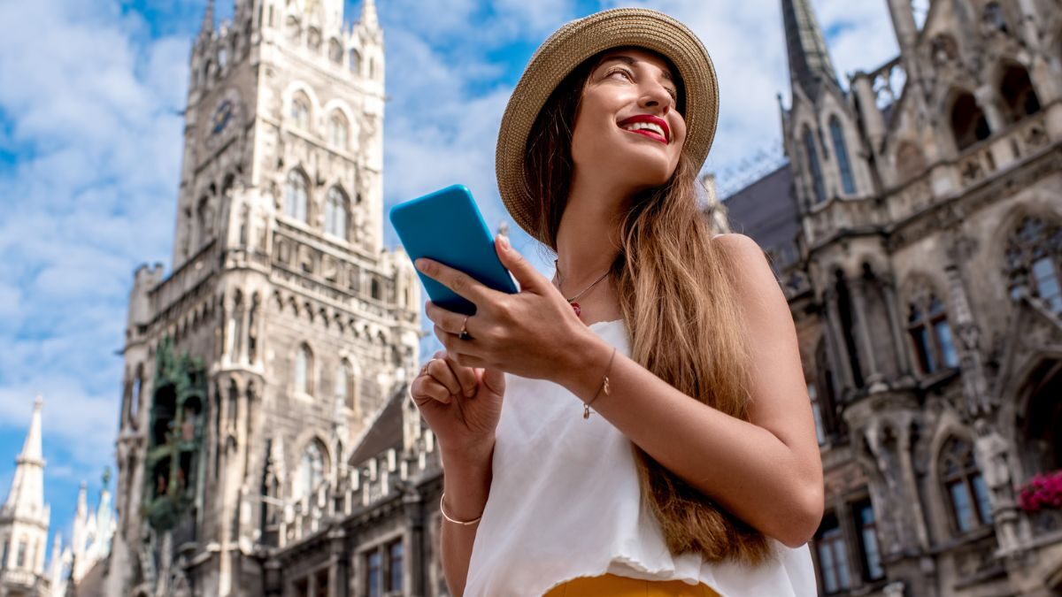 How I Traveled The World With Only $100